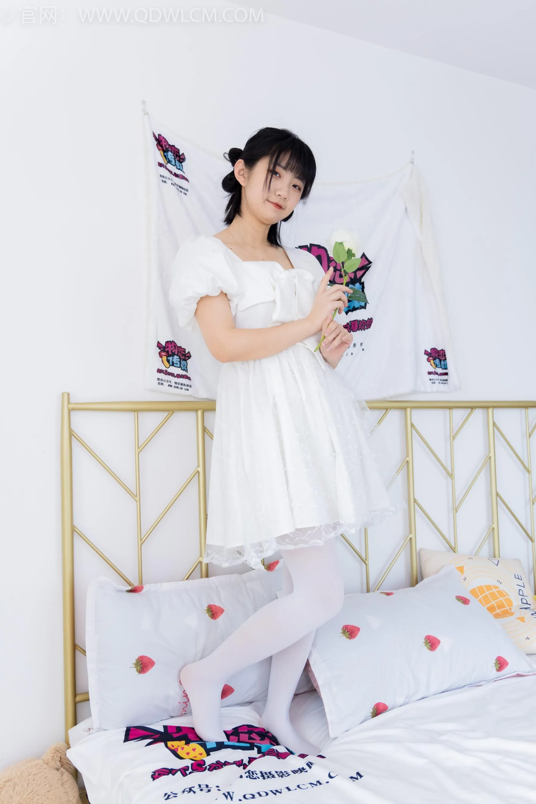 物恋传媒 NO.1581 暗月-纯白茉莉 [151P]插图4
